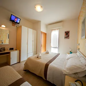 petrarca.emilia-romagnahotels.net/